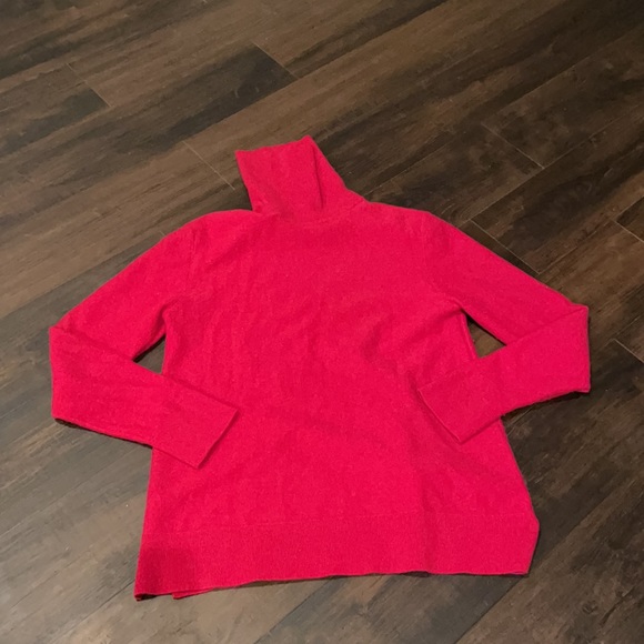 Neiman Marcus cashmere sweater - Picture 1 of 4